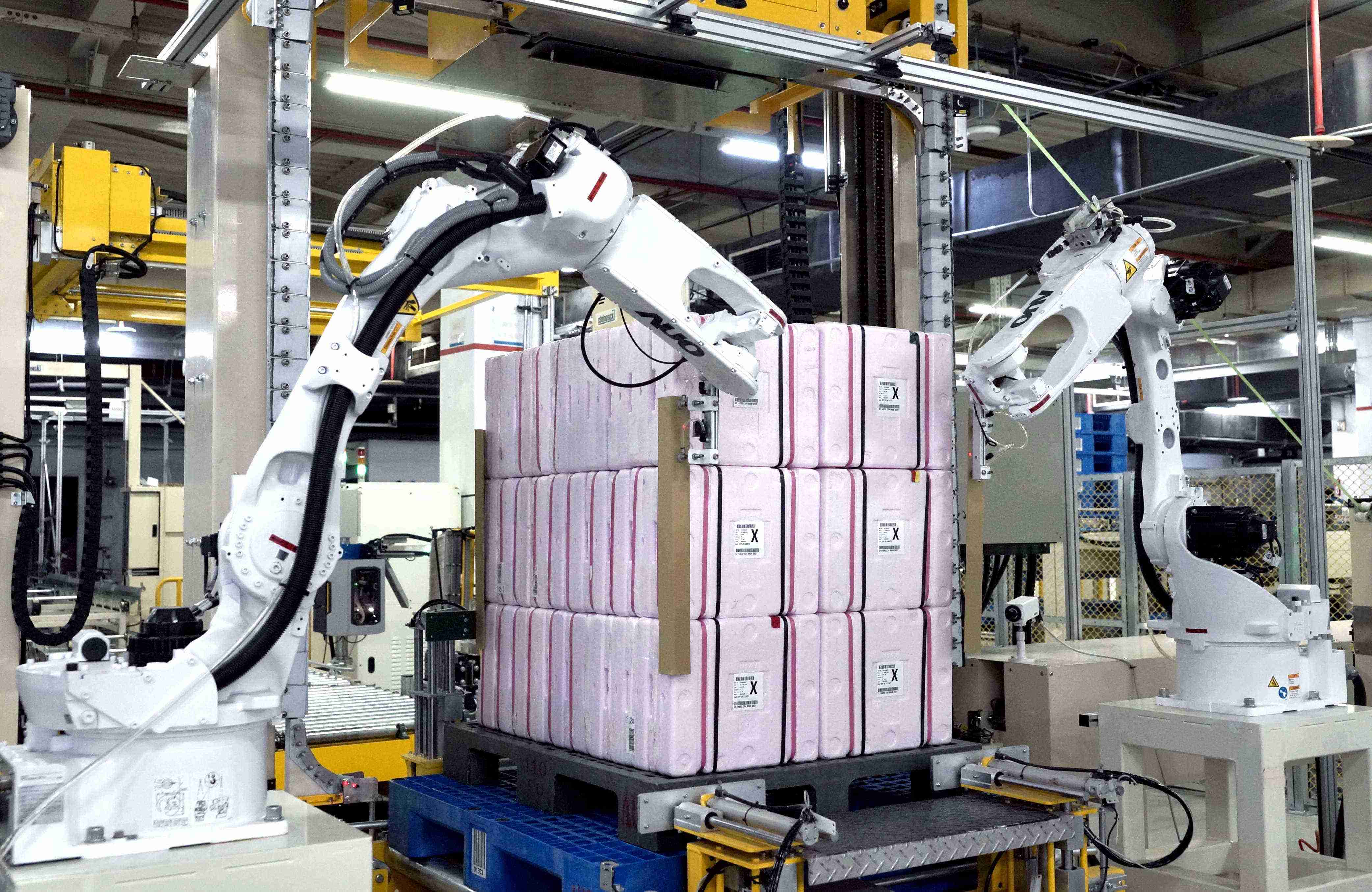 尊龙集团连续获得美国制造领导奖MLA肯定